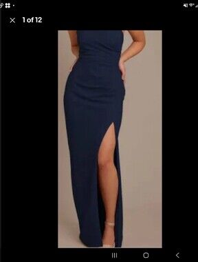 Elegant Navy One-Shoulder Evening Gown